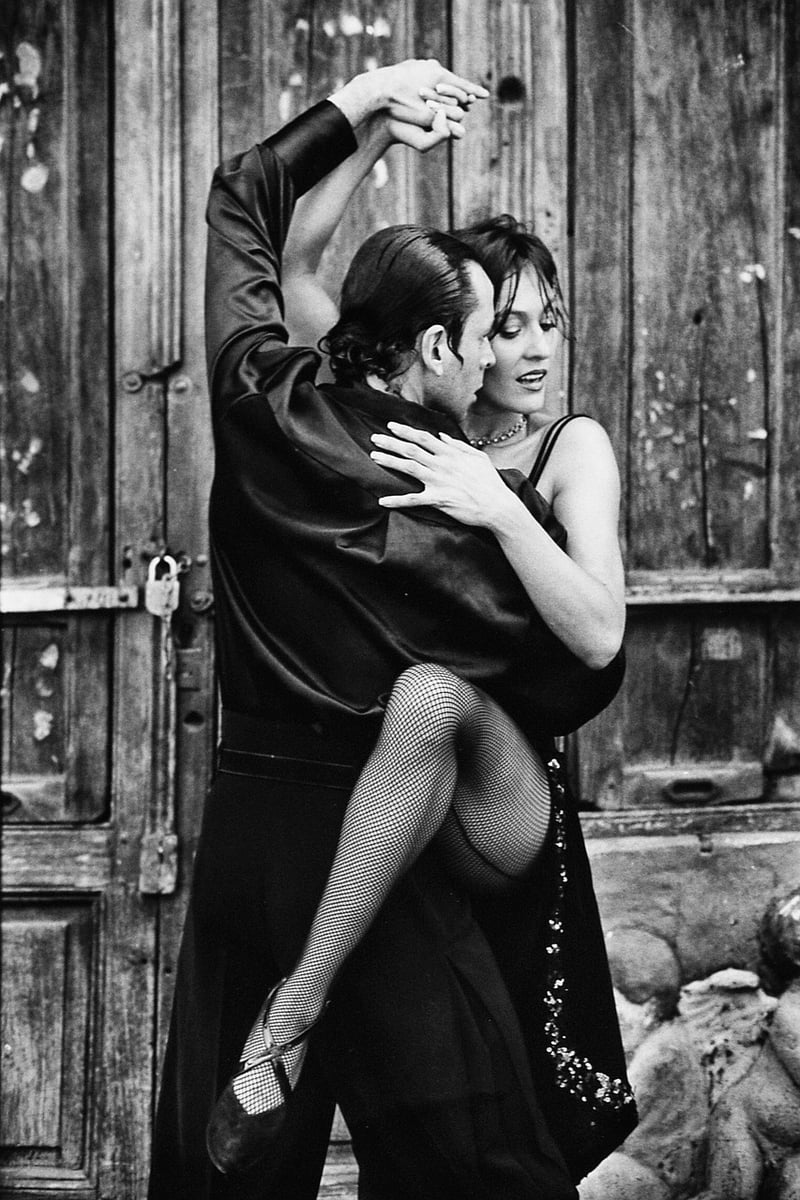 Salsa Dancing Couple Image
